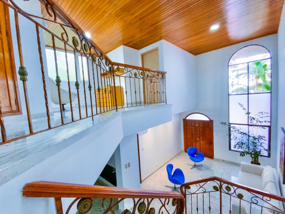 Hotel Dann Carlton Barranquilla Y Centro De Convenciones المظهر الخارجي الصورة Interior of the house