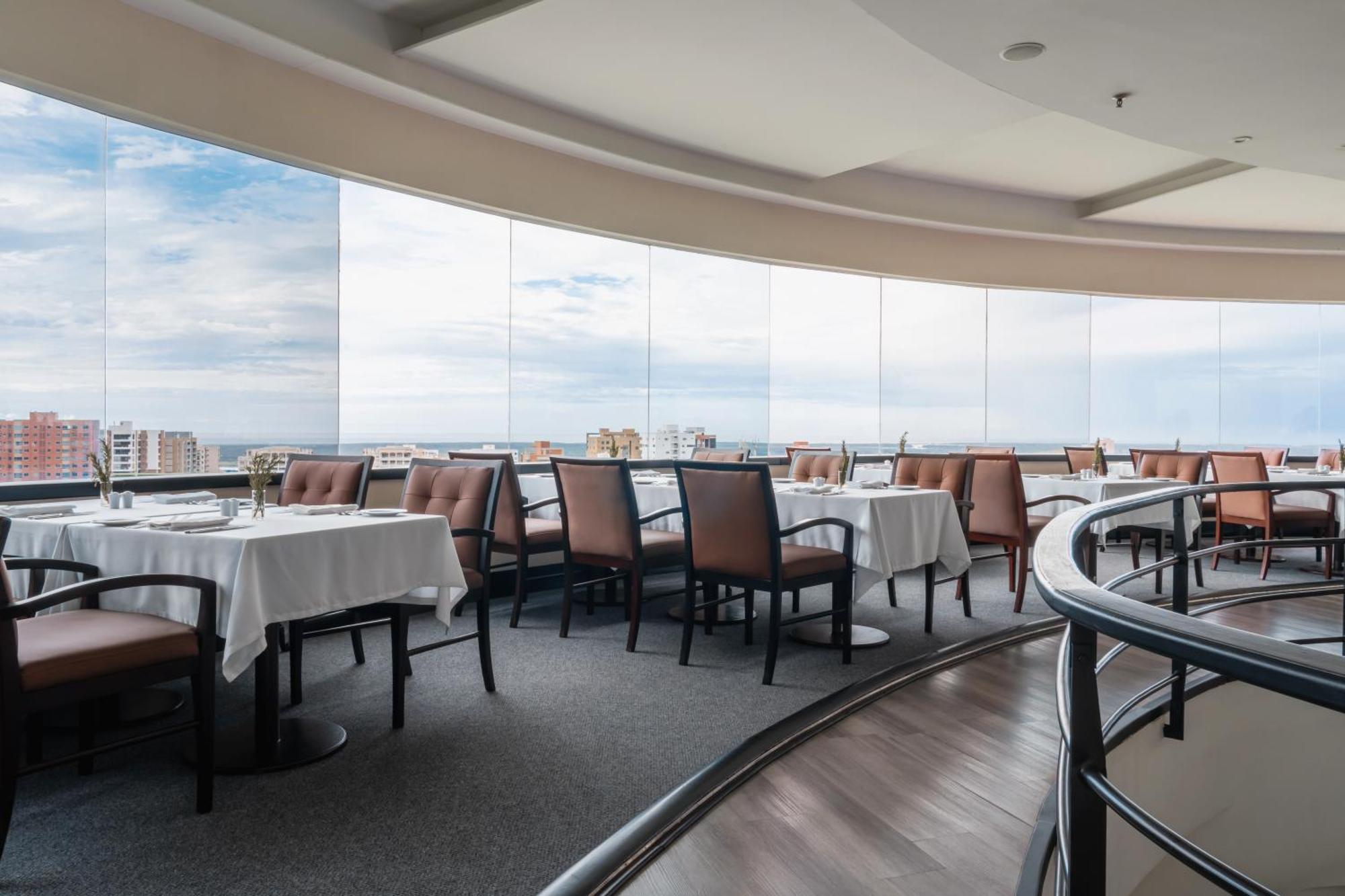 Hotel Dann Carlton Barranquilla Y Centro De Convenciones المظهر الخارجي الصورة The restaurant